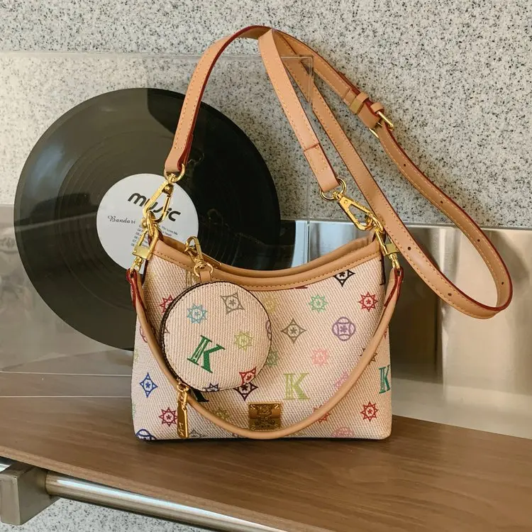 Stylish Crossbody Diaper Bag Women's Luxury Leather Tote Vintage Minimalist Designer Large Capacity Elegant Everyday
Stylish Crossbody Diaper Bag Women's Luxury Leather Tote Vintage Minimalist Designer Large Capacity Elegant Everyday