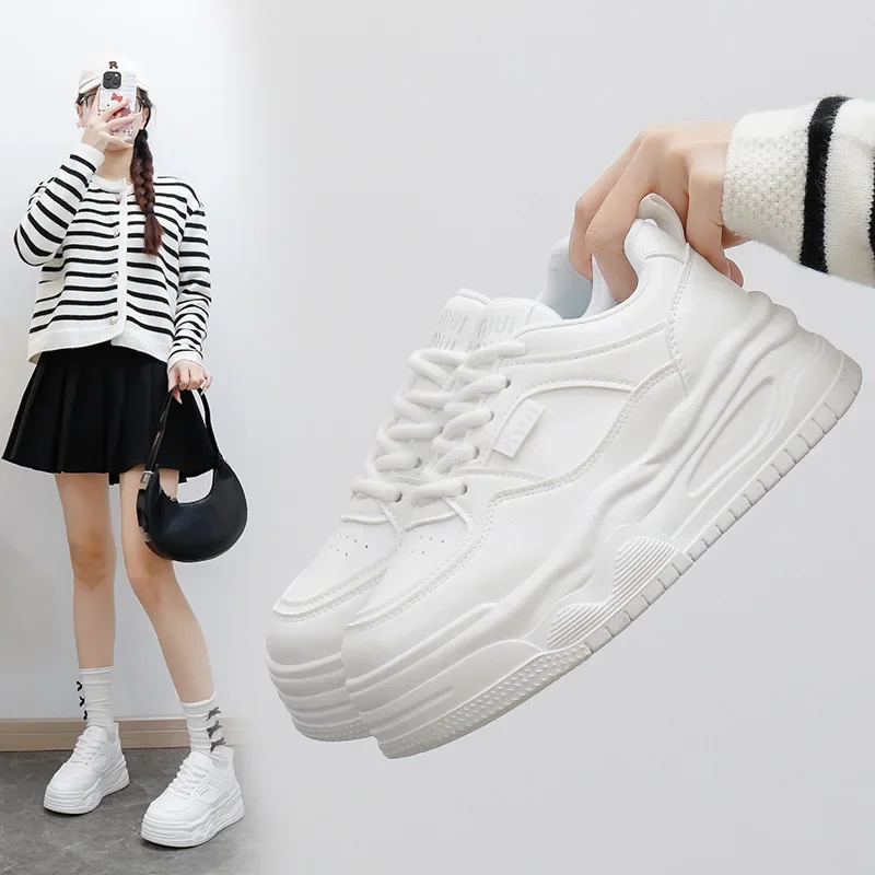 Women's Walking Shoes New Fashionable Leather Comfort Thick Sole Sneakers Women's Outdoor Non-Slip Wear-Resistant Shoes
Women's Walking Shoes New Fashionable Leather Comfort Thick Sole Sneakers Women's Outdoor Non-Slip Wear-Resistant Shoes