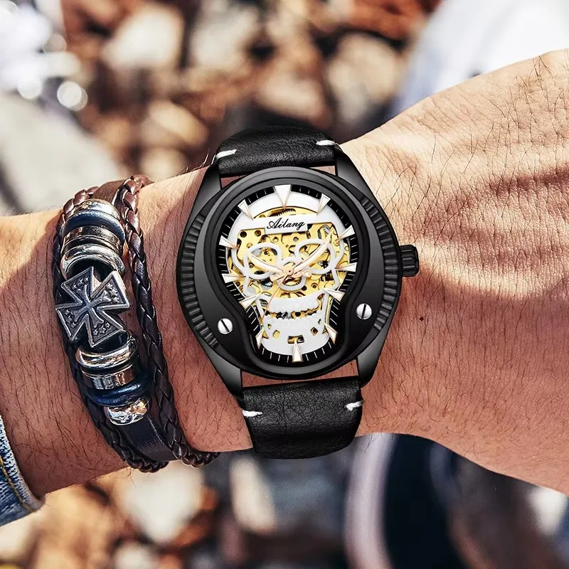 Gold-plated skull luminous hand watch men mechanism automatic wrist watch auto light hollow skeleton watch leather man 2025
Gold-plated skull luminous hand watch men mechanism automatic wrist watch auto light hollow skeleton watch leather man 2025