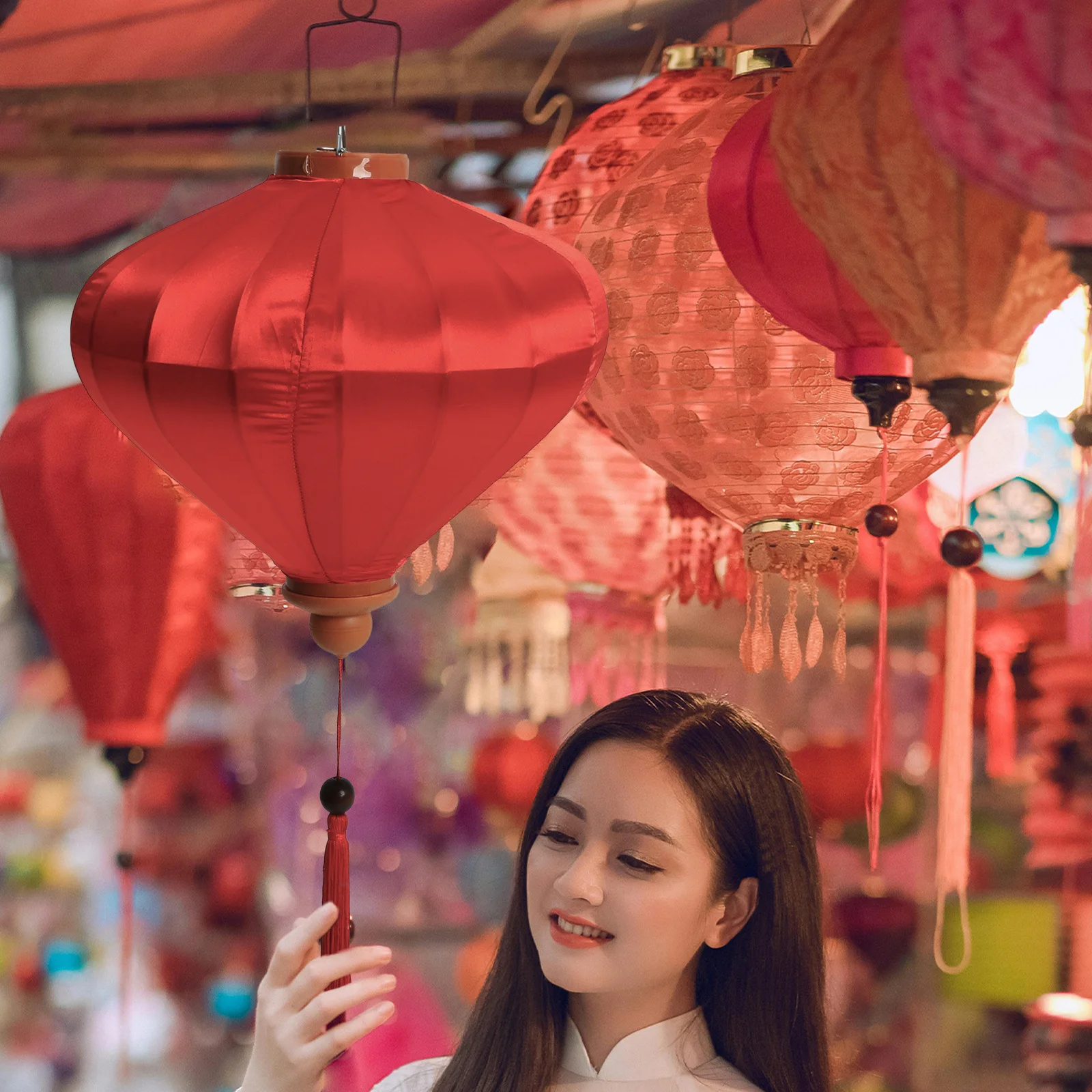 1pcs Japanese Hanging Lantern Decorative Vietnamese Oval Asian Lamp Red Wedding Party Garden Ornament Festival Ceiling
1pcs Japanese Hanging Lantern Decorative Vietnamese Oval Asian Lamp Red Wedding Party Garden Ornament Festival Ceiling