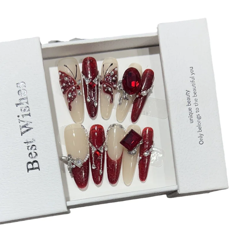 Pure hand-worn nail, advanced atmosphere, nude New Year's model, burgundy nail art finished product, removable nail piece
Pure hand-worn nail, advanced atmosphere, nude New Year's model, burgundy nail art finished product, removable nail piece