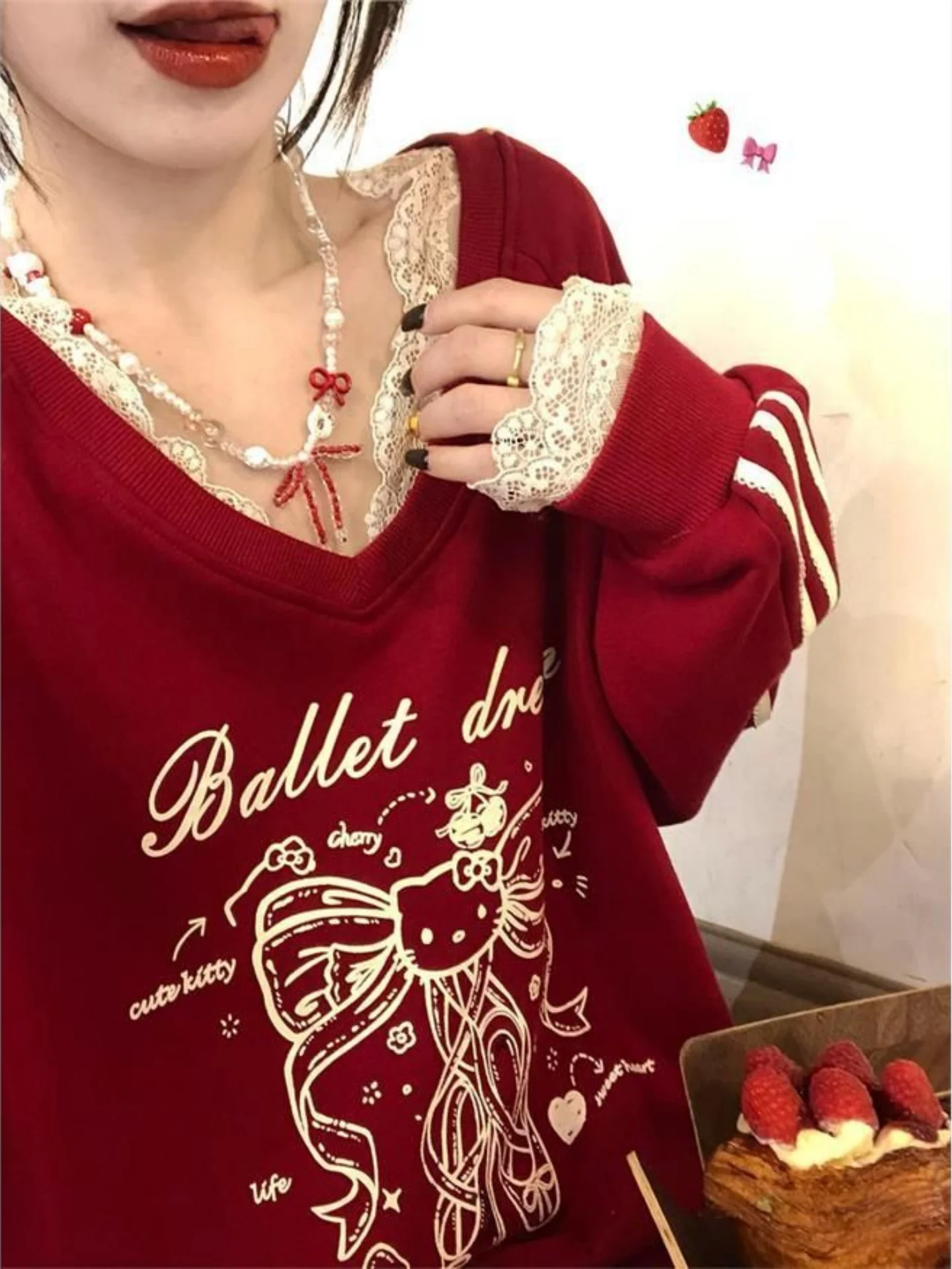 Модный корейский топ Sweet Girl Ballet Kit с кружевными вставками, красный, на флисовой подкладке, с V-образным вырезом и длинными рукавами, для женщин, праздничный, новогодний
Модный корейский топ Sweet Girl Ballet Kit с кружевными вставками, красный, на флисовой подкладке, с V-образным вырезом и длинными рукавами, для женщин, праздничный, новогодний