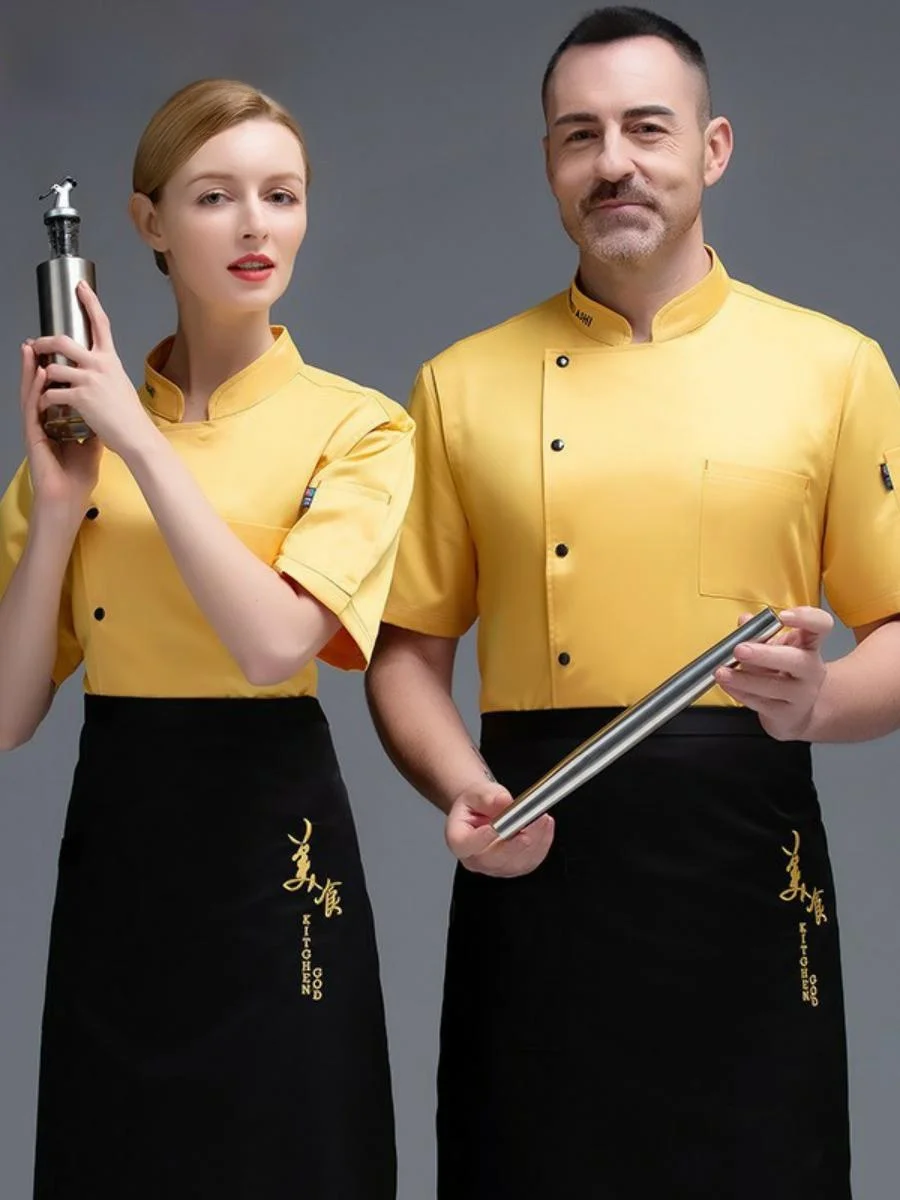 Легкие летние униформы для поваров (мужские и женские) для отелей и ресторанов, дышащие, тонкие, для работы на кухне и в кондитерских.
Легкие летние униформы для поваров (мужские и женские) для отелей и ресторанов, дышащие, тонкие, для работы на кухне и в кондитерских.