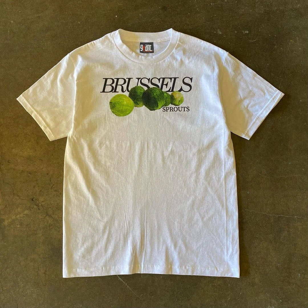 BRUSSELS SPROUTS Summer New Vintage Cabbage Letter Design Short Sleeve T-Shirt Versatile Top Trendy Fashion Casual Wear
BRUSSELS SPROUTS Summer New Vintage Cabbage Letter Design Short Sleeve T-Shirt Versatile Top Trendy Fashion Casual Wear