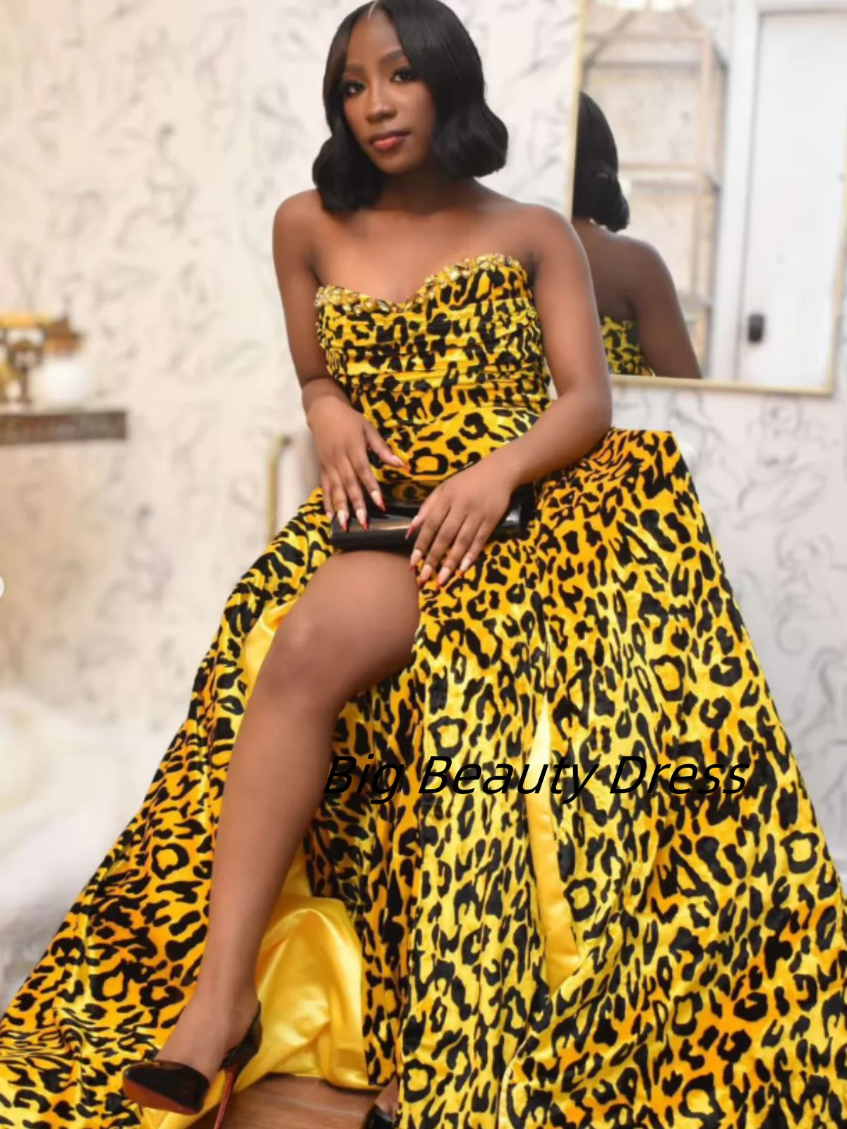 Leopard Print Dress ForWomen A Line Rhinestone Sleeveless Sexy And Hot Party Gown Customizd Fashion vestidos de fiesta elegantes
Leopard Print Dress ForWomen A Line Rhinestone Sleeveless Sexy And Hot Party Gown Customizd Fashion vestidos de fiesta elegantes