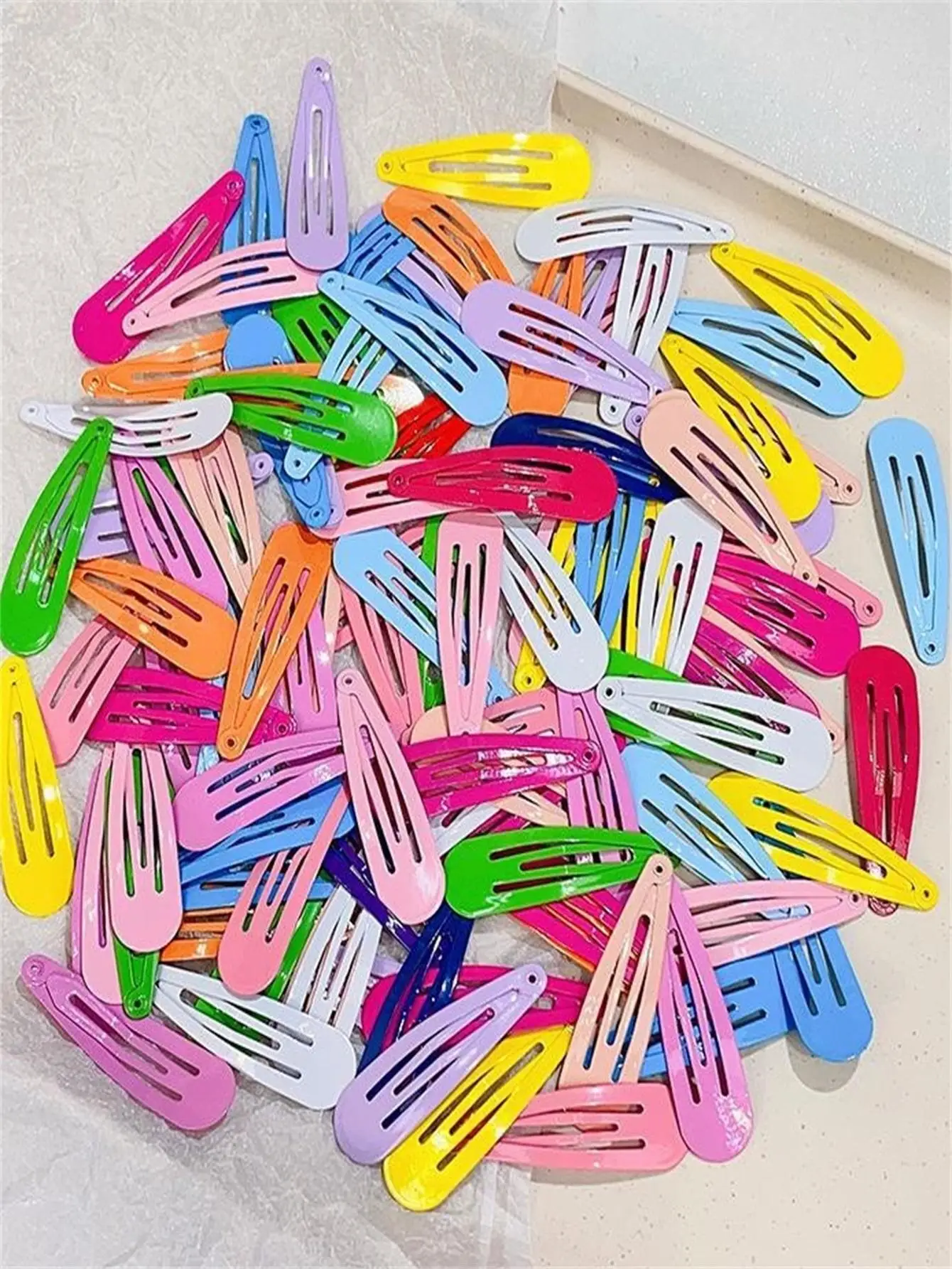 8pcs Ocean Theme Mini Hair Clips, Commute Decor Bangs Clips, Small Side Clips, Suitable For Birthday & Holiday Gifts Summer Hair Accessories Vacay Claw Clips
8pcs Ocean Theme Mini Hair Clips, Commute Decor Bangs Clips, Small Side Clips, Suitable For Birthday & Holiday Gifts Summer Hair Accessories Vacay Claw Clips