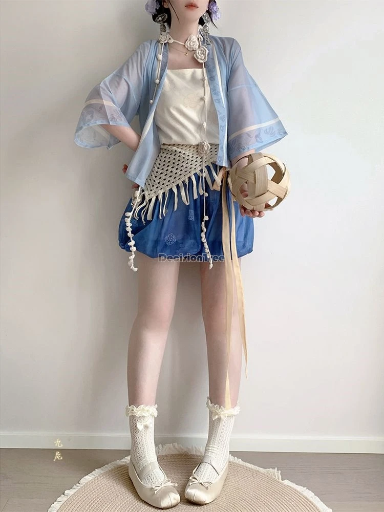 2026 summer improved chinese traditional style daily modern hanfu set women fashion short top suspenders flowered pants hanfu
2026 summer improved chinese traditional style daily modern hanfu set women fashion short top suspenders flowered pants hanfu