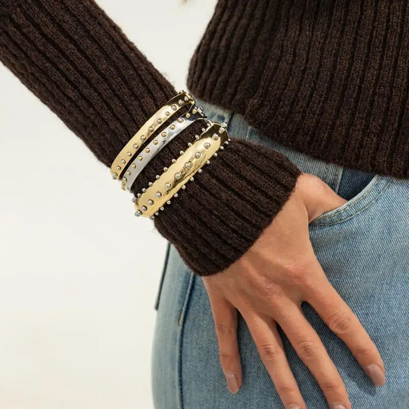 Pack of 3 Varied Shade Electroplated Cuffs Easy Open Design Daily
Pack of 3 Varied Shade Electroplated Cuffs Easy Open Design Daily