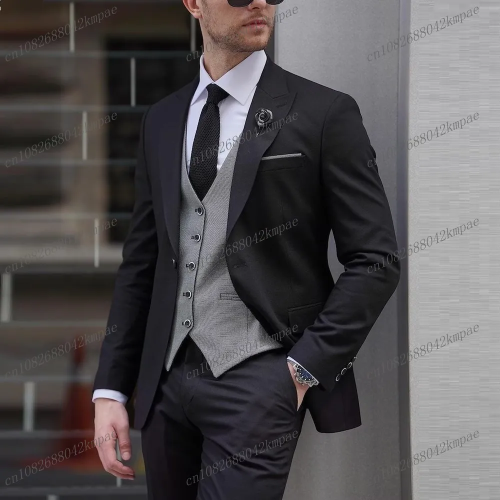 Black And Grey Formal Occasion Business Men Suit Groom Groomsman Wedding Party Prom Male Tuxedos 3 Piece Set Blazer Vest Pants
Black And Grey Formal Occasion Business Men Suit Groom Groomsman Wedding Party Prom Male Tuxedos 3 Piece Set Blazer Vest Pants