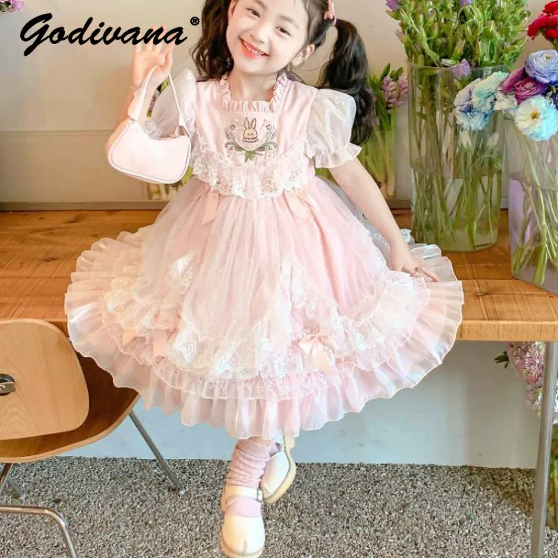 Little Girls Sweet Lolita Princess Dress 2026 New Summer Kids Cute Print Puff Sleeve Ruffle Collar Mesh Patchwork Tutu Dress
Little Girls Sweet Lolita Princess Dress 2026 New Summer Kids Cute Print Puff Sleeve Ruffle Collar Mesh Patchwork Tutu Dress