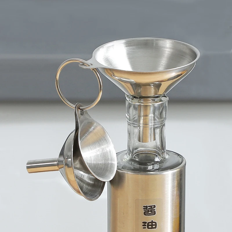 Stainless Steel Kitchen Funnel Oil Pouring Filter Anti-Spill Three-Piece Set for Home Use And Barbecue Oil Drainage
Stainless Steel Kitchen Funnel Oil Pouring Filter Anti-Spill Three-Piece Set for Home Use And Barbecue Oil Drainage