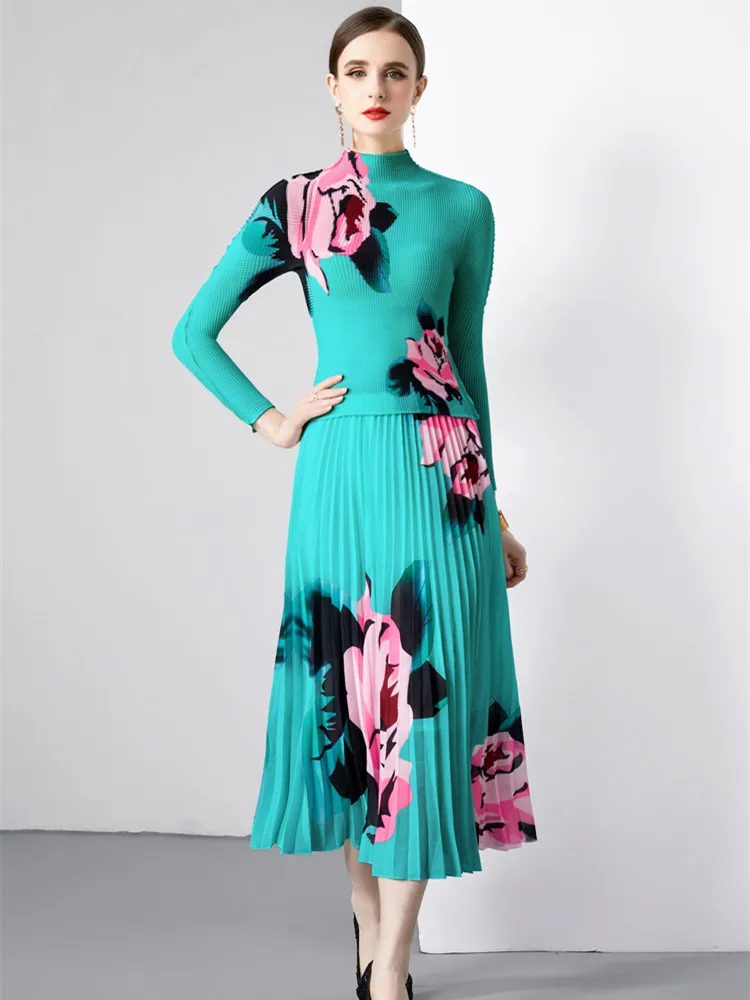 Miyake Fashion Design Pleated Two Piece Set For Women Fall New Floral Print Stretch Tshirt + Chiffon Pleats Midi Skirts Suits
Miyake Fashion Design Pleated Two Piece Set For Women Fall New Floral Print Stretch Tshirt + Chiffon Pleats Midi Skirts Suits
