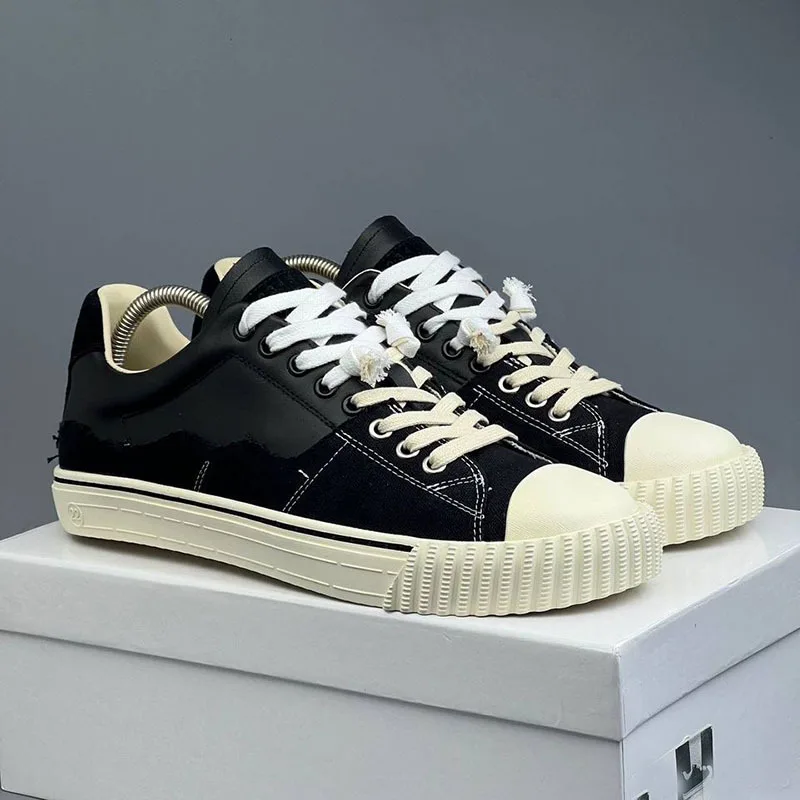Spring Summer New Thick Bottom Canvas Shoes Unisex Casual Low Cut Sports Sneakers Black Denim Flat Heel Round Toe
Spring Summer New Thick Bottom Canvas Shoes Unisex Casual Low Cut Sports Sneakers Black Denim Flat Heel Round Toe