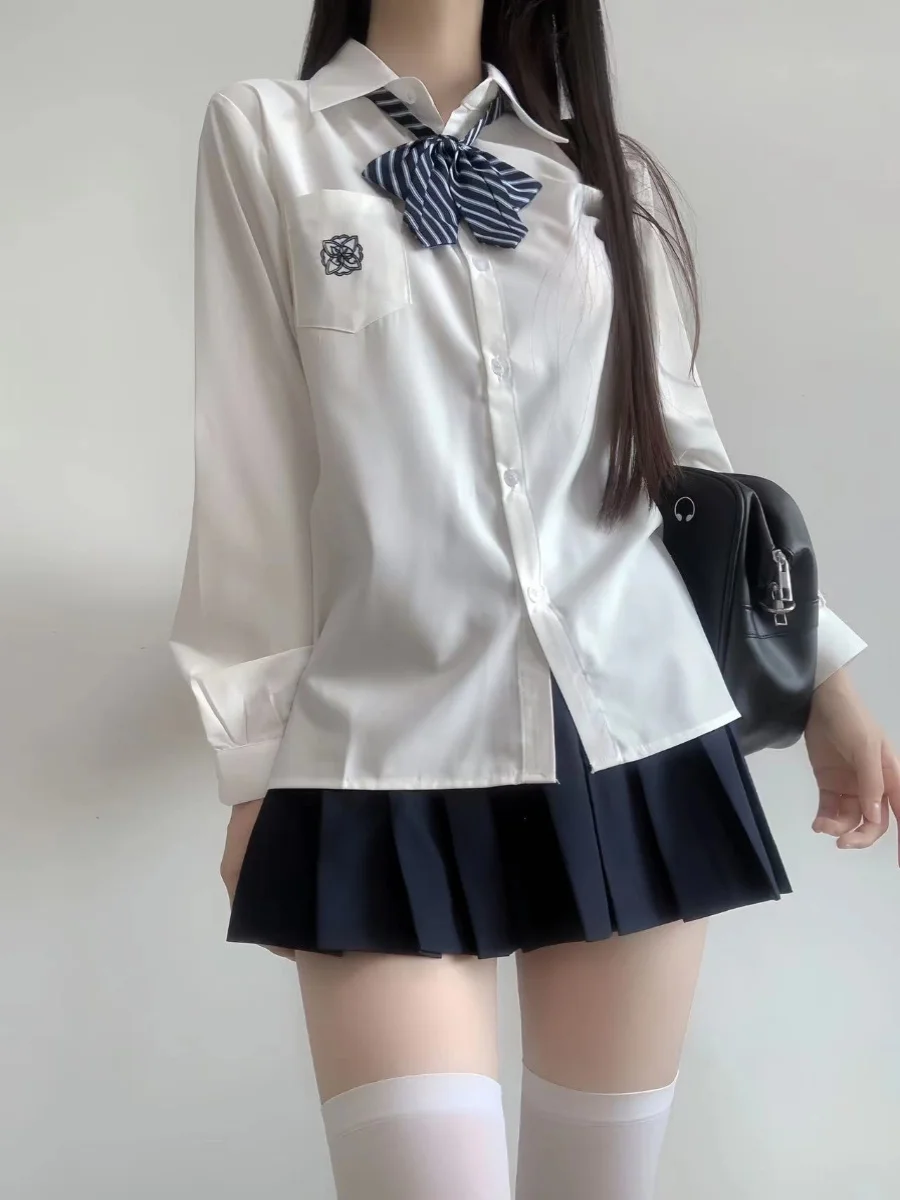 Basic Sle Long Sve irt Inner Wear College Sle Summer Wind Bell Heming Long Sve irt Women's Regular Fit Pure Color
Basic Sle Long Sve irt Inner Wear College Sle Summer Wind Bell Heming Long Sve irt Women's Regular Fit Pure Color