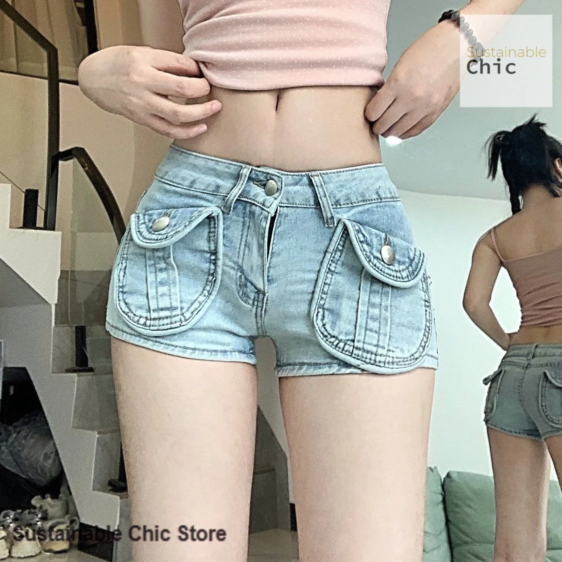 American-style double-pocket low-waisted denim shorts women spring and summer new spice girls retro slim bag hip hot pants tide.
American-style double-pocket low-waisted denim shorts women spring and summer new spice girls retro slim bag hip hot pants tide.