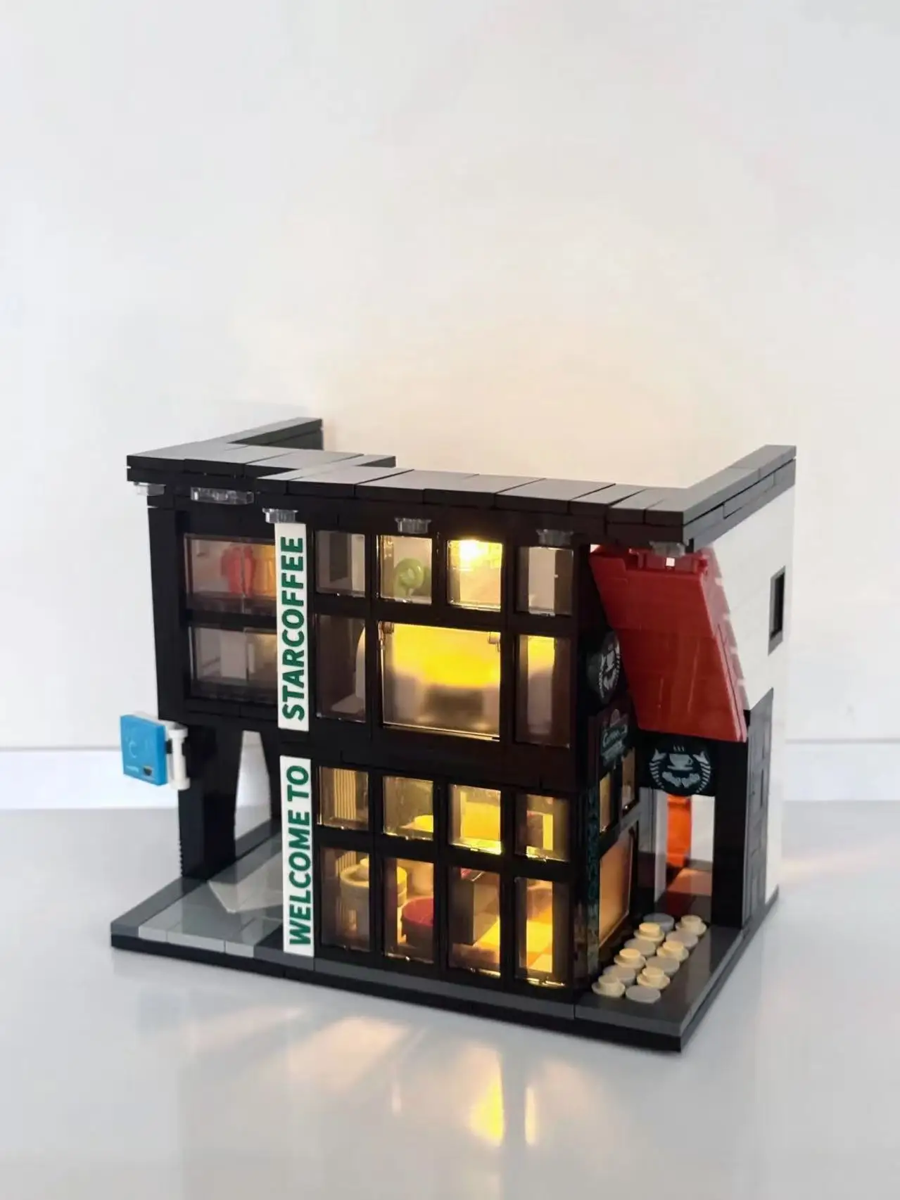 Строительные блоки Caf é, вид на улицу, архитектура, кофейня, подарок на Рождество, день рождения, детская сборная модель, украшение
Строительные блоки Caf é, вид на улицу, архитектура, кофейня, подарок на Рождество, день рождения, детская сборная модель, украшение