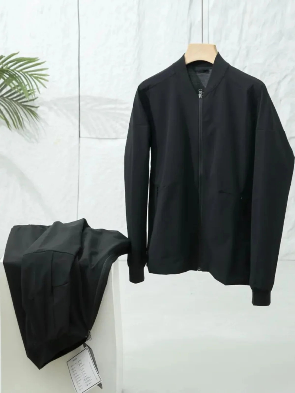 Ранняя осень, американский повседневный легкий Qui Dry, мужской деловой повседневный бейсбольный воротник Jaet Faionable Urban Sle
Ранняя осень, американский повседневный легкий Qui Dry, мужской деловой повседневный бейсбольный воротник Jaet Faionable Urban Sle