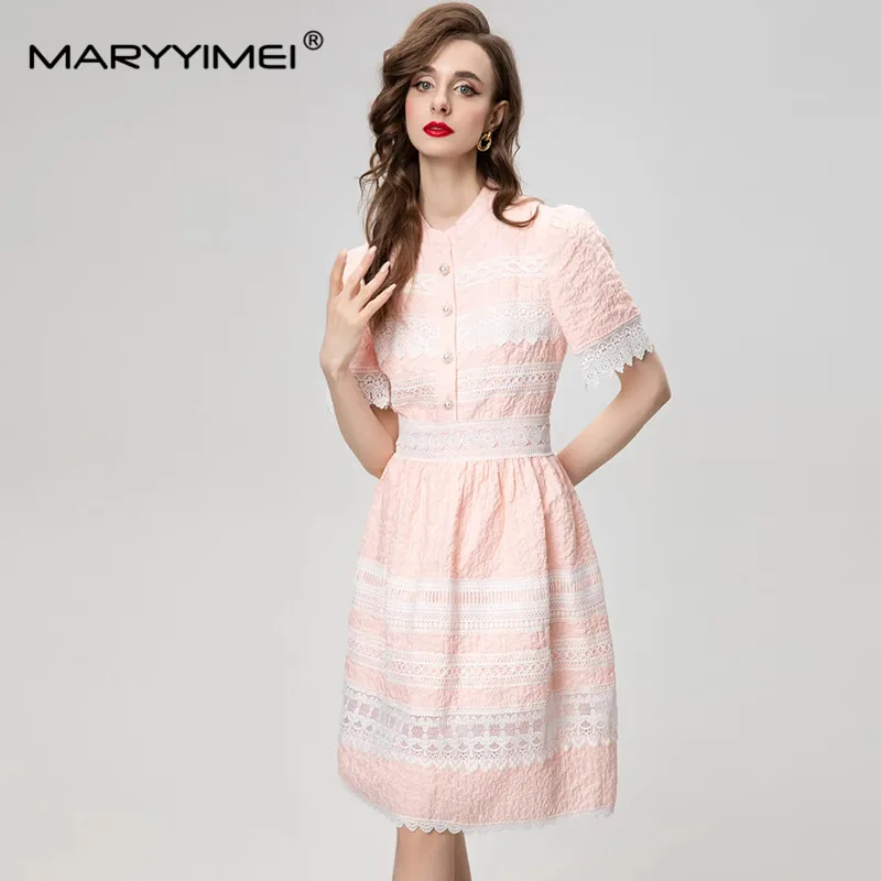 MARYYIMEI Fashion Design Spring Summer women's Stand Collar Short Sleeved Lace Splicing Streetwear Single-Breasted Elegant Dress
MARYYIMEI Fashion Design Spring Summer women's Stand Collar Short Sleeved Lace Splicing Streetwear Single-Breasted Elegant Dress
