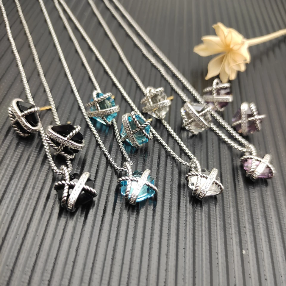 S925 серебро новые 11 мм шестиугольные серьги-колье с бриллиантами и кристаллами нейтральный модный тренд ретро роскошные ювелирные изделия подарок на вечеринку 
S925 серебро новые 11 мм шестиугольные серьги-колье с бриллиантами и кристаллами нейтральный модный тренд ретро роскошные ювелирные изделия подарок на вечеринку