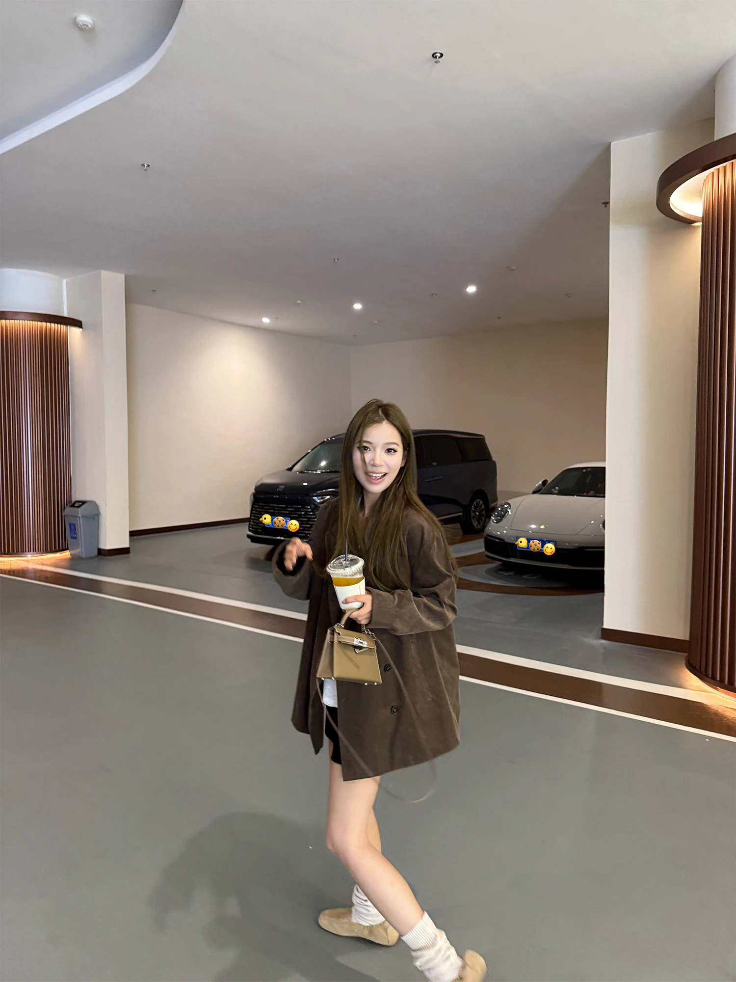 EEWEN LA MODE Женский вельветовый пиджак средней длины, повседневный, для работы, из чистого хлопка, с длинными рукавами, на одной пуговице
EEWEN LA MODE Женский вельветовый пиджак средней длины, повседневный, для работы, из чистого хлопка, с длинными рукавами, на одной пуговице