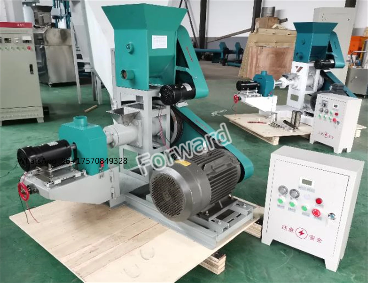 Hot Sale Corn Snack Extruder Puffed Snacks Production Machine Corn Puffs Making Machine
Hot Sale Corn Snack Extruder Puffed Snacks Production Machine Corn Puffs Making Machine