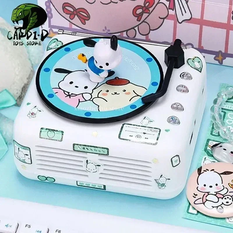 Фигурки героев Sanrio полакко Hello Kitty, фигурка мелодии, кукла, карандаш, Jukebox, ретро, Bluetooth, Cd-плеер, рождественский подарок
Фигурки героев Sanrio полакко Hello Kitty, фигурка мелодии, кукла, карандаш, Jukebox, ретро, Bluetooth, Cd-плеер, рождественский подарок