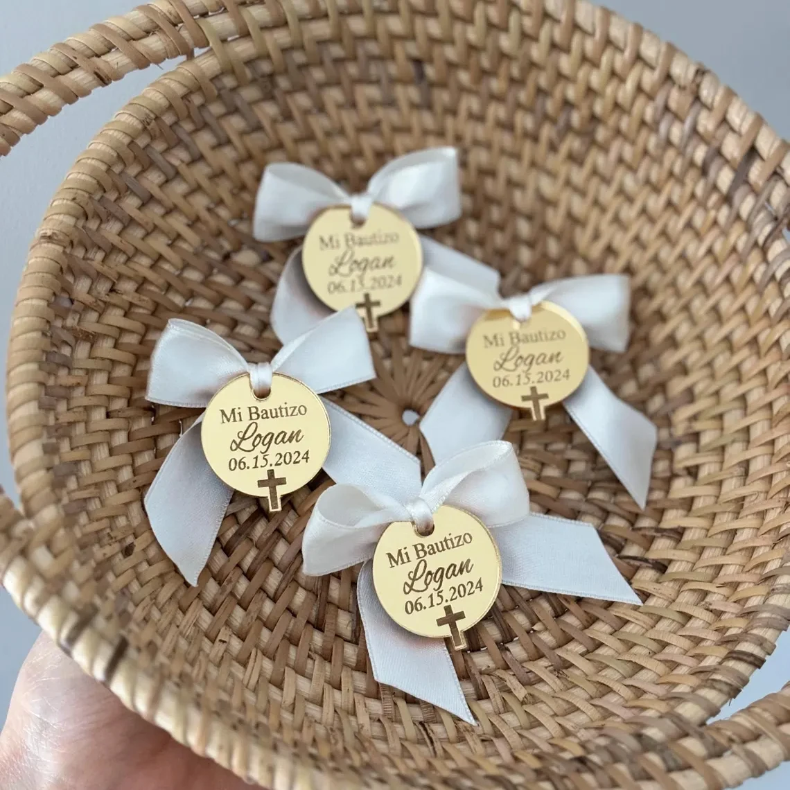 30/50/100Pcs Personalized Baptism Tags Acrylic Christening Tags Custom Mi Bautizo Tags for First Communion Religious Celebration
30/50/100Pcs Personalized Baptism Tags Acrylic Christening Tags Custom Mi Bautizo Tags for First Communion Religious Celebration