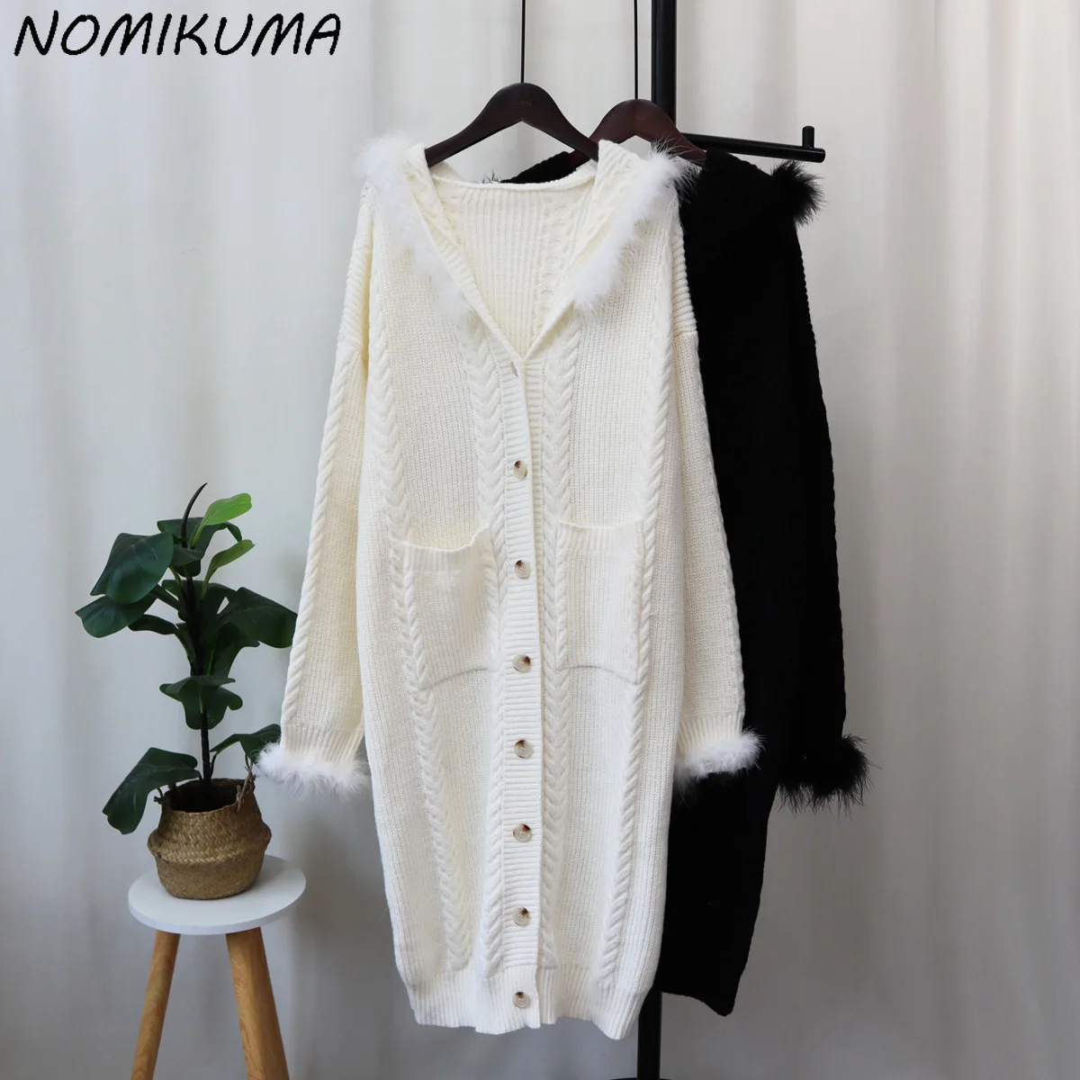 Nomikuma 2023 осень-зима новый корейский Повседневный длинный вязаный кардиган с капюшоном Женский Модный меховой лоскутный длинный свитер пальто
Nomikuma 2023 осень-зима новый корейский Повседневный длинный вязаный кардиган с капюшоном Женский Модный меховой лоскутный длинный свитер пальто
