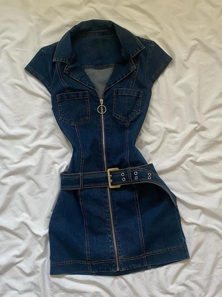 Deeptown Vintage Y2k Denim Dress Women Sleeveless Blue Spicy Girl Mini Dresses Black Gothic Fashion Streetwear Dress Aesthetics
Deeptown Vintage Y2k Denim Dress Women Sleeveless Blue Spicy Girl Mini Dresses Black Gothic Fashion Streetwear Dress Aesthetics