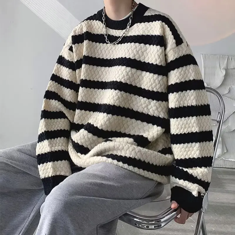 Мужской вязаный свитер оверсайз, круглый, повседневный, в полоску 300, дизайн, модная брендовая свободная зимняя верхняя одежда для пар
Мужской вязаный свитер оверсайз, круглый, повседневный, в полоску 300, дизайн, модная брендовая свободная зимняя верхняя одежда для пар