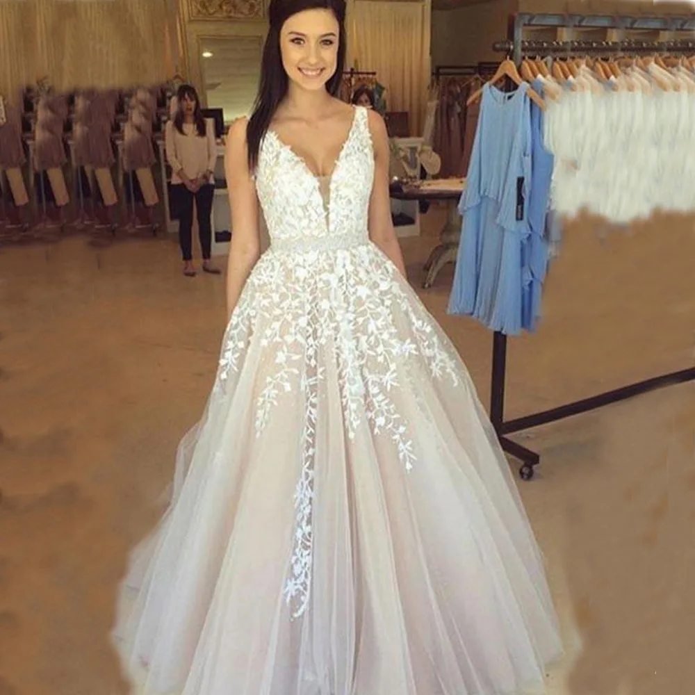 GUXQD V-Neck Long Evening Party Gowns Vestidos De Festa Fashion Strap Lace Floor-Length Tulle Birthday Princess Prom Dress
GUXQD V-Neck Long Evening Party Gowns Vestidos De Festa Fashion Strap Lace Floor-Length Tulle Birthday Princess Prom Dress