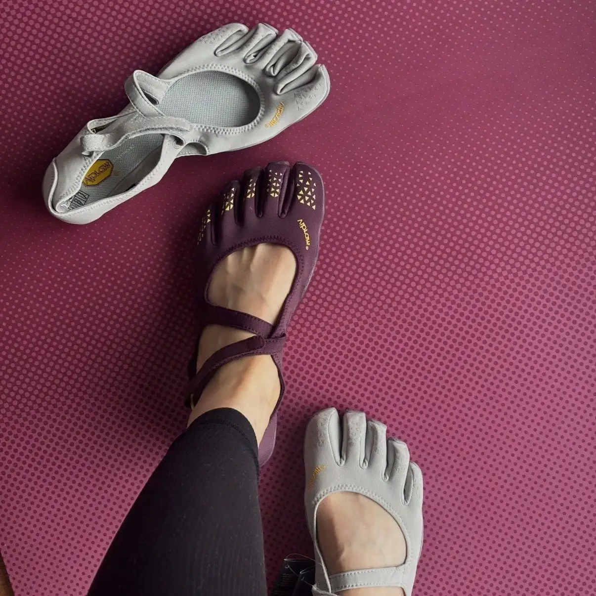 V-Soul Fivefingers Shoes Are Suitable For Pilates, Indoor Fitness, Yoga, And Dance Activities
V-Soul Fivefingers Shoes Are Suitable For Pilates, Indoor Fitness, Yoga, And Dance Activities