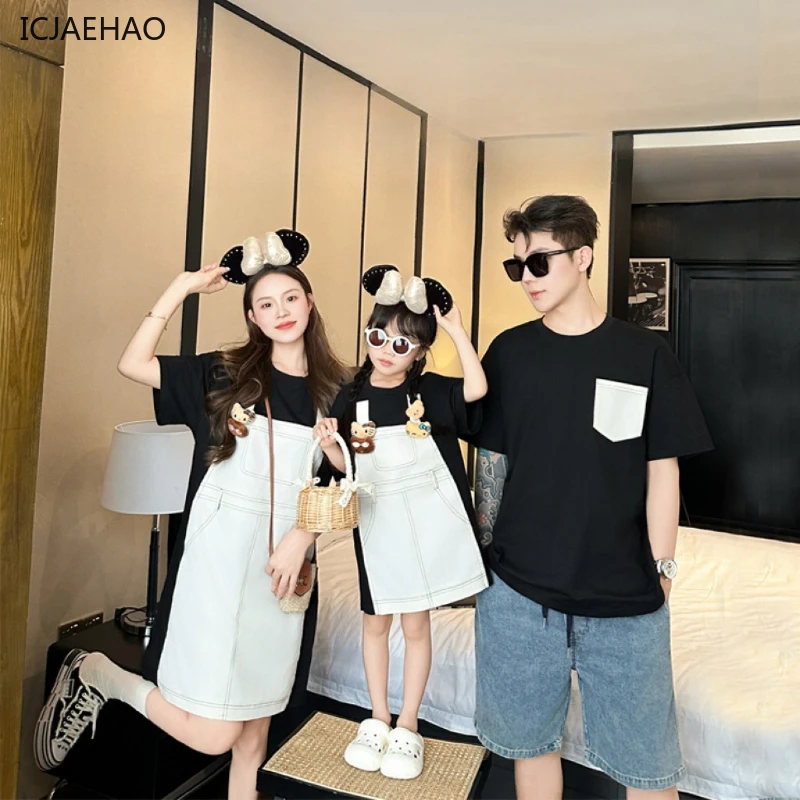 2025 Mother Father Daughter Son Matching Cartoon Print Dresses Family Set Breathable Cotton Fake Two Piece Design Cute Outfits
2025 Mother Father Daughter Son Matching Cartoon Print Dresses Family Set Breathable Cotton Fake Two Piece Design Cute Outfits