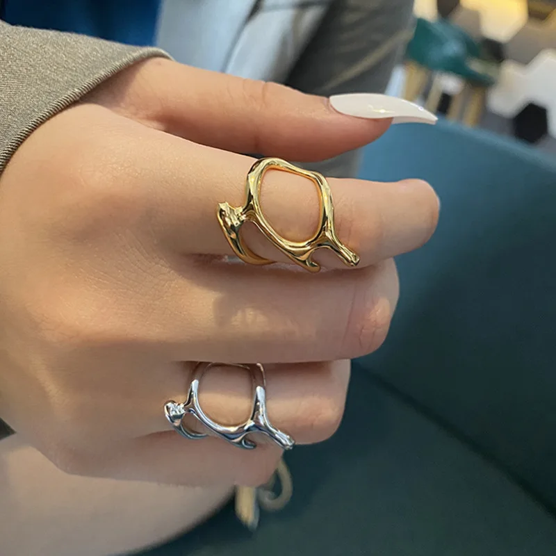 925 Sterling Silver 2025 New Trend Vintage Elegant Irregular Hollow Branches Adjustable Rings for Women Fine Jewelry Gift
925 Sterling Silver 2025 New Trend Vintage Elegant Irregular Hollow Branches Adjustable Rings for Women Fine Jewelry Gift