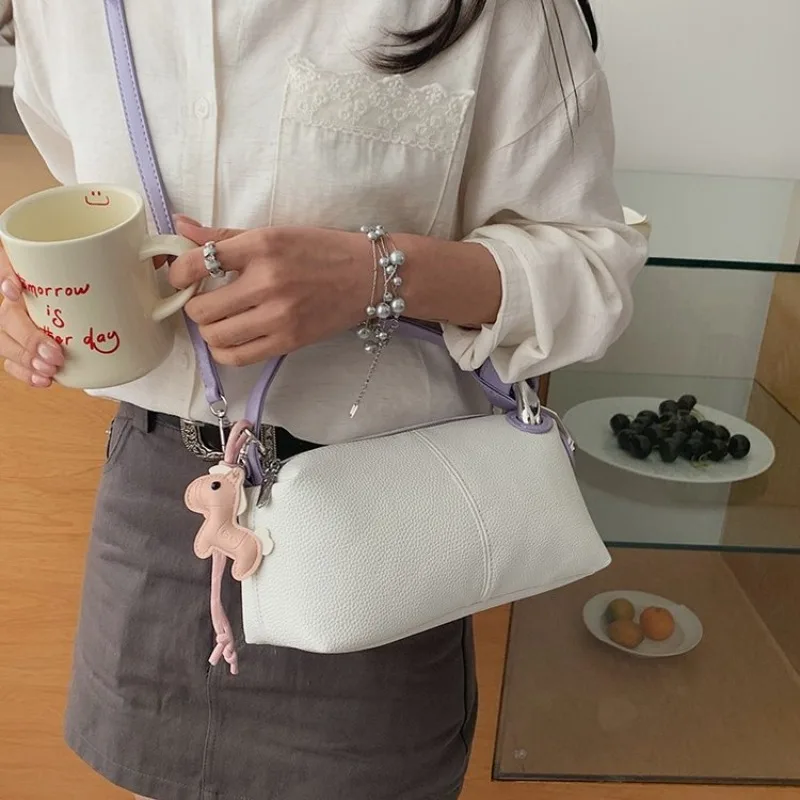 Retro Street Leather Hand Bag Elegant Paris Vintage Classic Design Casual Crossbody Tote Bag Nostalgic Trendy Young Ladies Daily
Retro Street Leather Hand Bag Elegant Paris Vintage Classic Design Casual Crossbody Tote Bag Nostalgic Trendy Young Ladies Daily