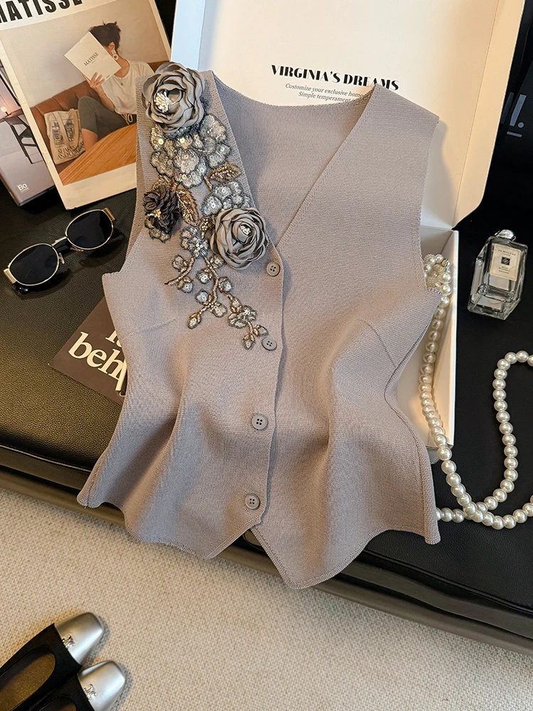 New three-dimensional rose glitter decorative top, knitted suit, slim fit vest for women
New three-dimensional rose glitter decorative top, knitted suit, slim fit vest for women