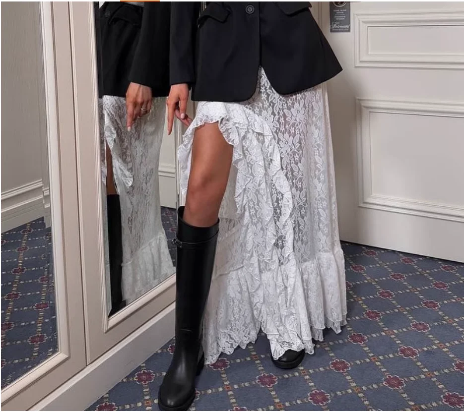 Versatile slimming lace slit skirt 2025 new women's fashionable and versatile slimming lace slit skirt
Versatile slimming lace slit skirt 2025 new women's fashionable and versatile slimming lace slit skirt