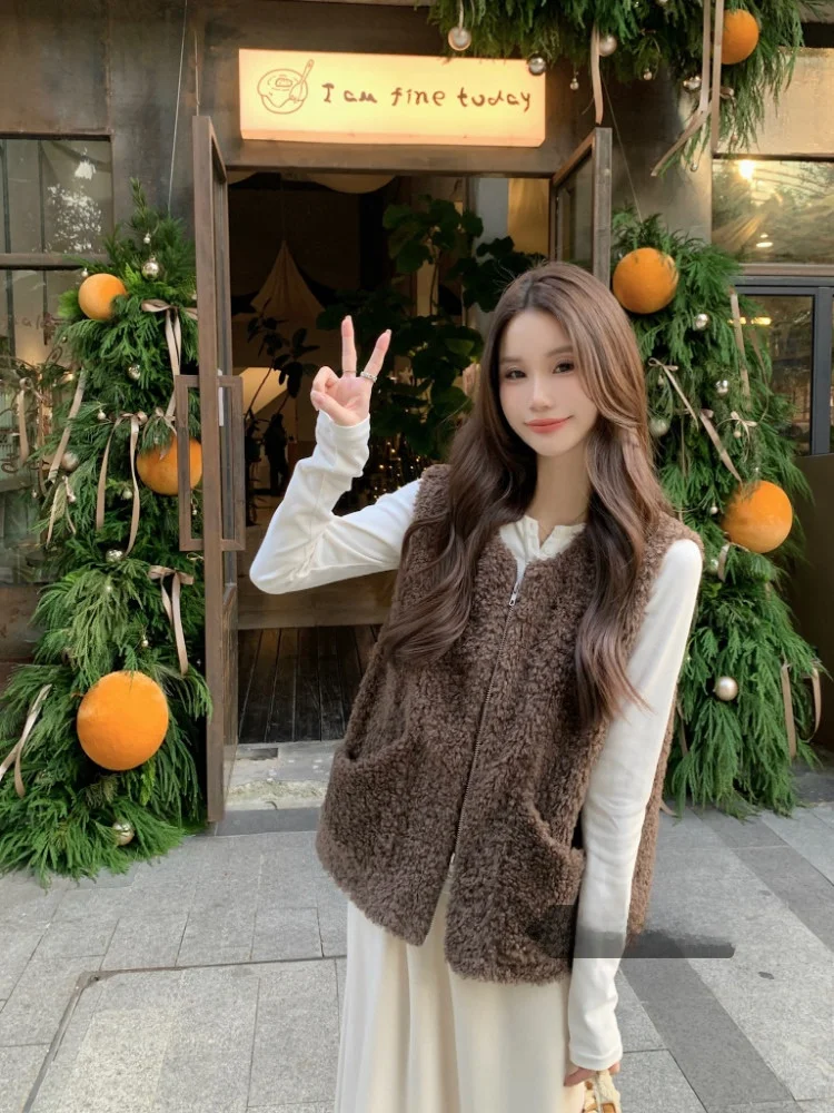 Faion повседневное пальто-кардиган из овечьей кожи с интегрированным открытым носком, женский зимний универсальный топ с двойной молнией
Faion повседневное пальто-кардиган из овечьей кожи с интегрированным открытым носком, женский зимний универсальный топ с двойной молнией