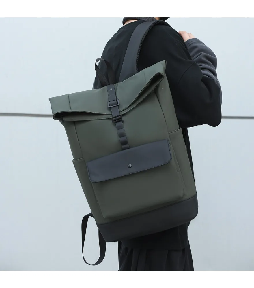 Commuter backpack male large capacity computer bag male light travel student backpack female
Commuter backpack male large capacity computer bag male light travel student backpack female