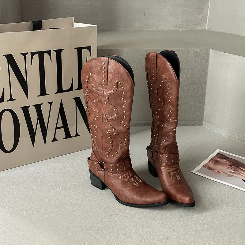 Women's Western Cowboy Boots Fashion Knee-high Boots Retro Rivet Knight Boot Luxury Pointed Leather Boots for Women Botas Mujer
Women's Western Cowboy Boots Fashion Knee-high Boots Retro Rivet Knight Boot Luxury Pointed Leather Boots for Women Botas Mujer