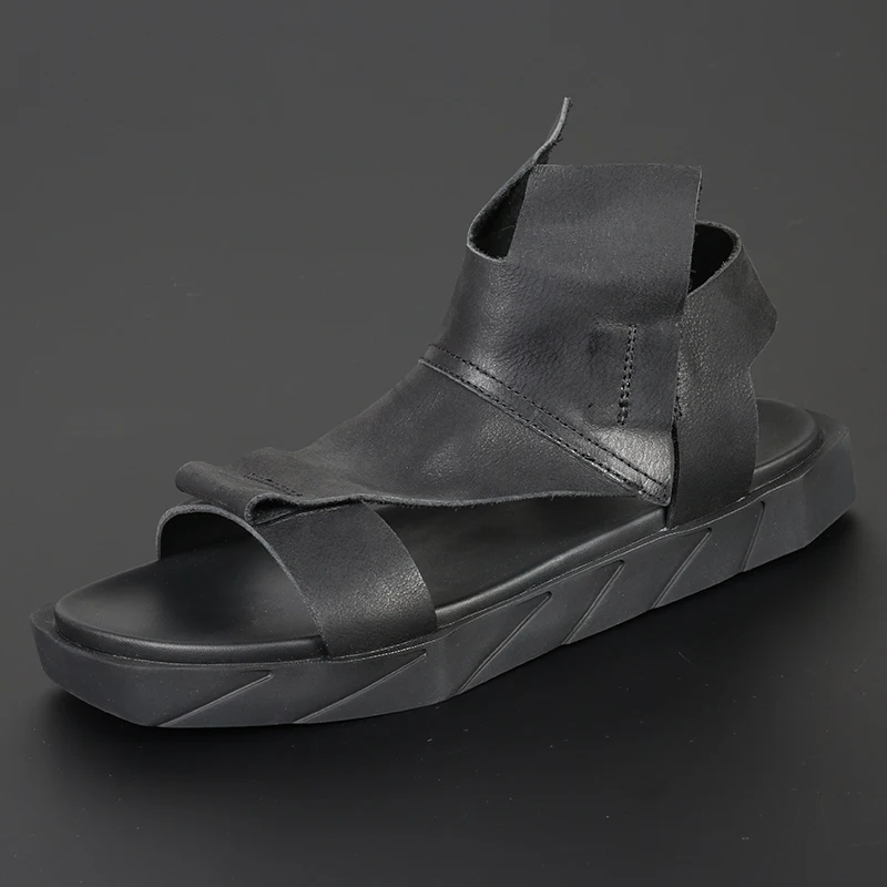 Leather sandals men's new summer personalized hair stylist high top breathable everything with beach casual cool shoes
Leather sandals men's new summer personalized hair stylist high top breathable everything with beach casual cool shoes