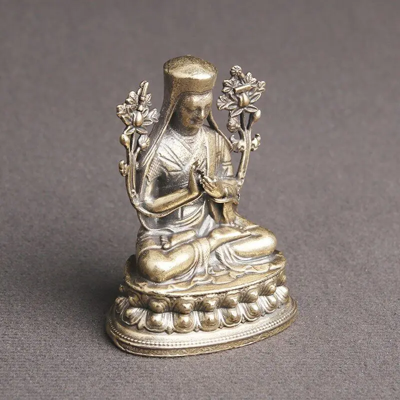 Brass Tibetan Buddha Statue Ornaments Home Decoration Crafts Copper Collection Nice Art Work
Brass Tibetan Buddha Statue Ornaments Home Decoration Crafts Copper Collection Nice Art Work