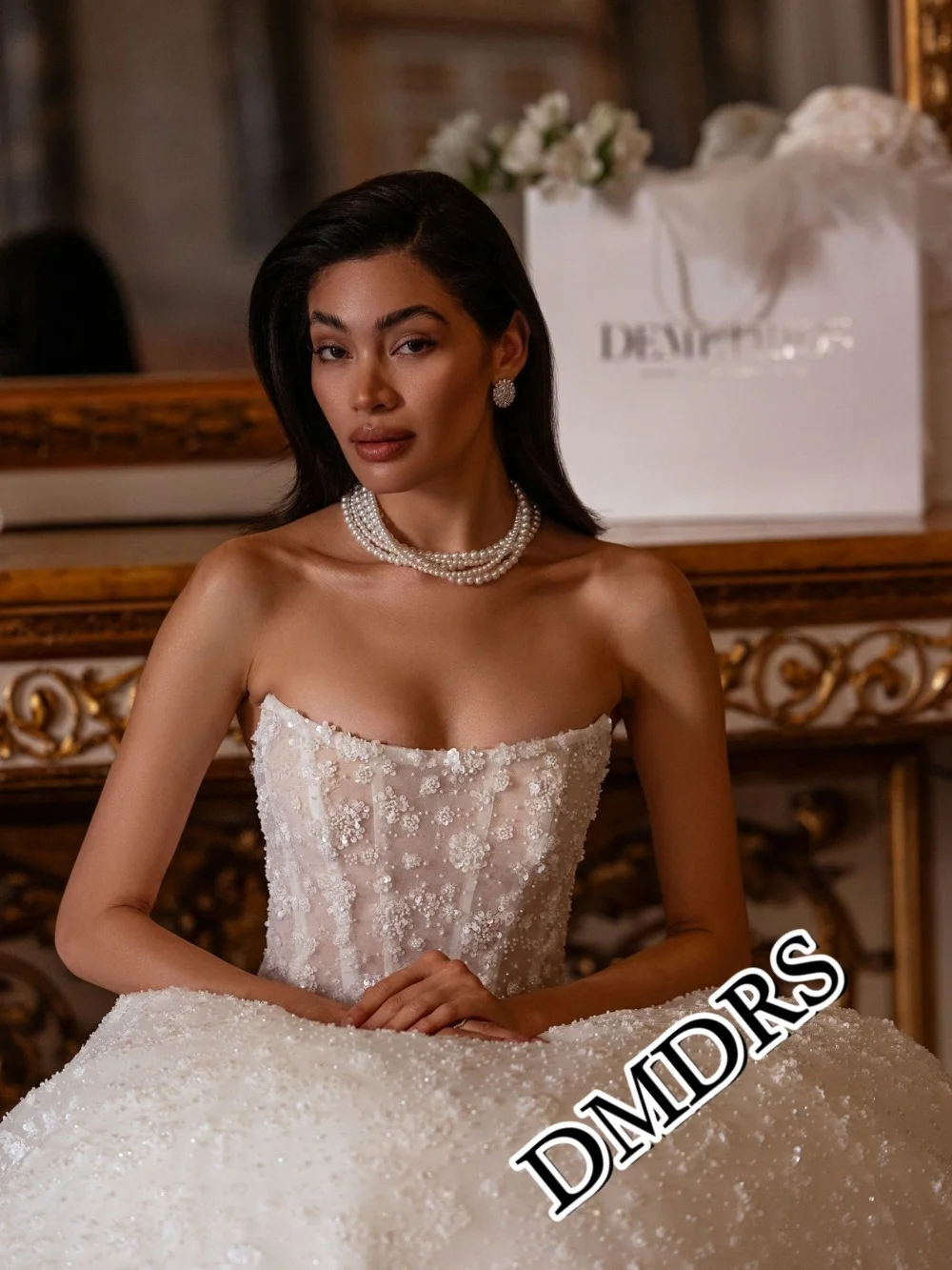 DMDRS Luxurious Strapless Wedding Dress Romantic Beaded A-Line Bridal Gowns Charming Appliquéd Floor-Length Wedding Gowns
DMDRS Luxurious Strapless Wedding Dress Romantic Beaded A-Line Bridal Gowns Charming Appliquéd Floor-Length Wedding Gowns