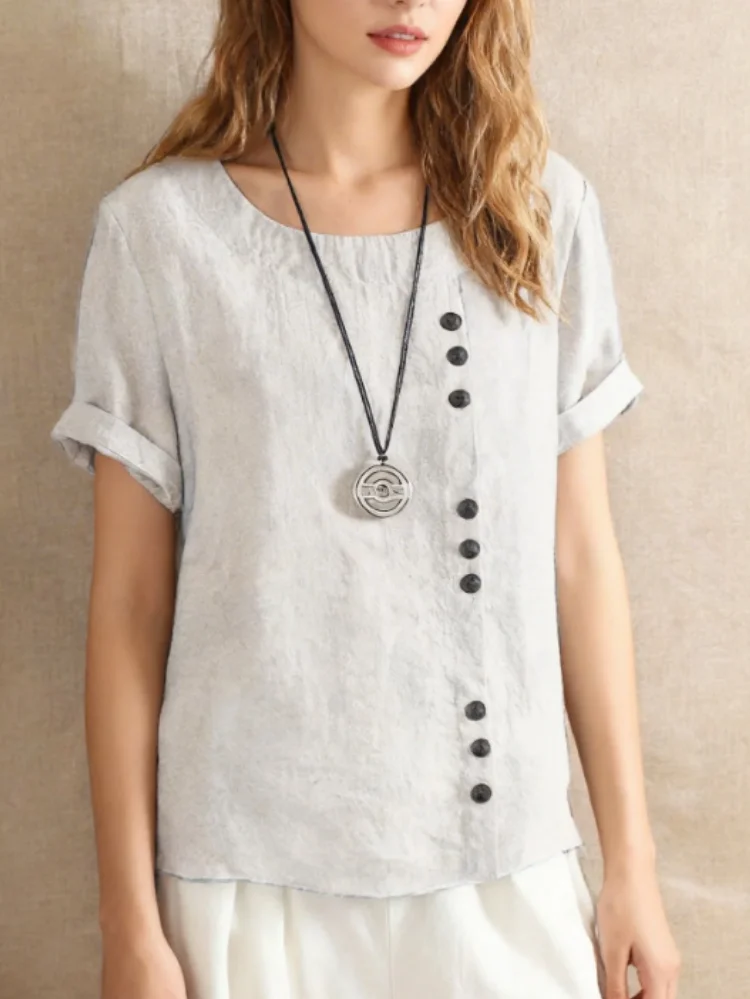 Women's Button-Down Shirt Suitable for Vacation, Leisure, and Everyday Wear
Women's Button-Down Shirt Suitable for Vacation, Leisure, and Everyday Wear