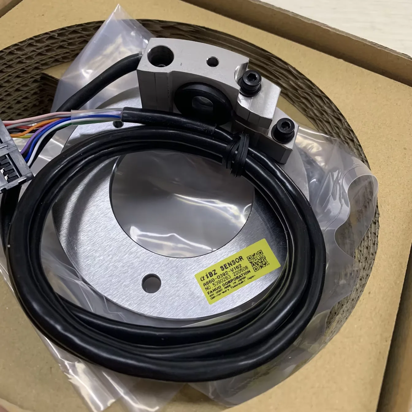 CNC Japan Original Plc AC Sensor A860-0392-V162
CNC Japan Original Plc AC Sensor A860-0392-V162
