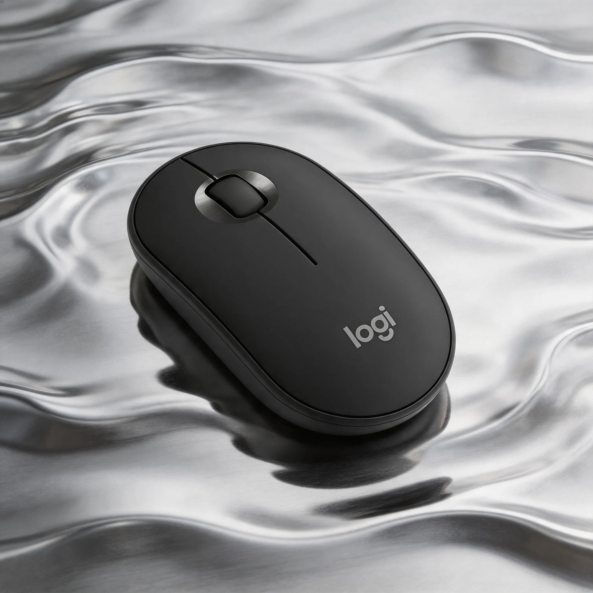 Designed with eco-friendly recycled materials, Logitech POP M350 features a silent design, making it suitable for office use.
Designed with eco-friendly recycled materials, Logitech POP M350 features a silent design, making it suitable for office use.