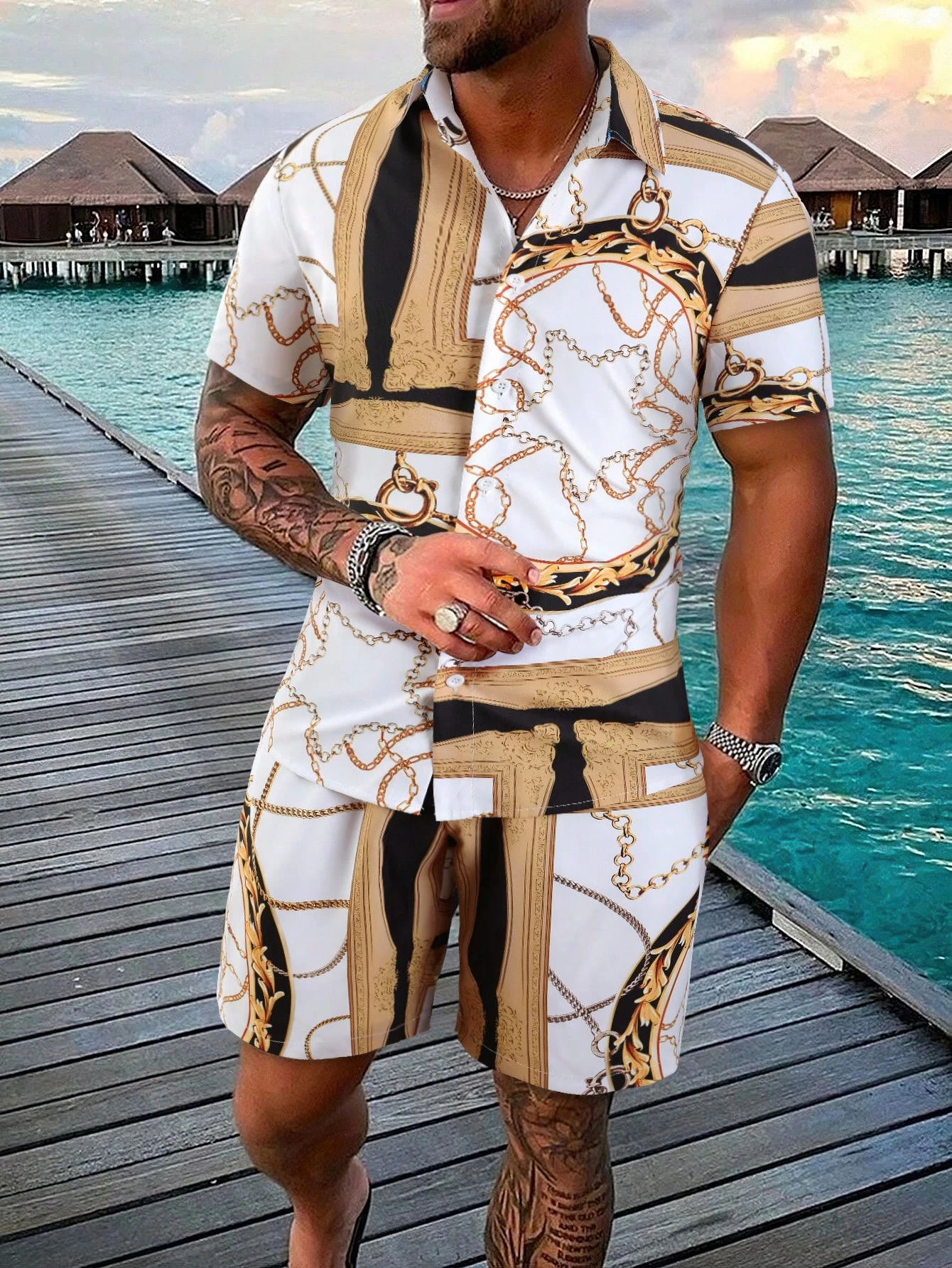 Hawaiian Rose Vintage Whip Print Men's Shirt and Shorts Two-Piece Set Casual Vacation Men's Shirt Set Short Sleeve Button Shirt
Hawaiian Rose Vintage Whip Print Men's Shirt and Shorts Two-Piece Set Casual Vacation Men's Shirt Set Short Sleeve Button Shirt