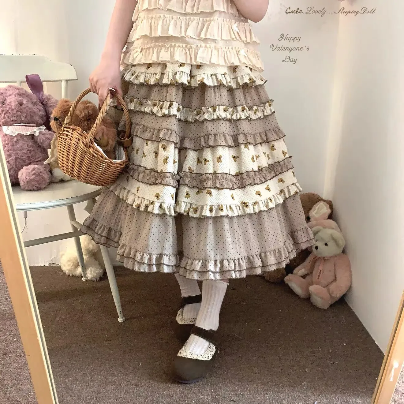 Sweet Lolita Tiered Ruffle Long Skirt Women Polka Dot Bear Print Cotton Midi Skirt Cute Kawaii Aesthetic Layered Lace Trim Skirt
Sweet Lolita Tiered Ruffle Long Skirt Women Polka Dot Bear Print Cotton Midi Skirt Cute Kawaii Aesthetic Layered Lace Trim Skirt