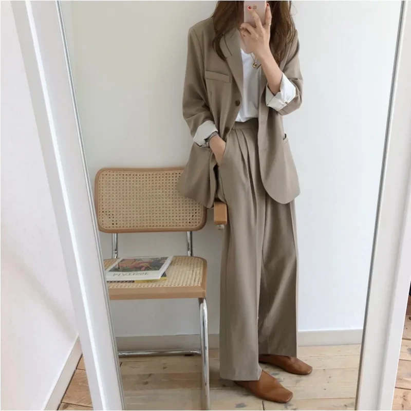 Lnsozkdg Spring Autumn Loose Women Pant Suits Women Single Breasted Blazer & Wide Leg Pants Casual 2 Pieces Set High Quality
Lnsozkdg Spring Autumn Loose Women Pant Suits Women Single Breasted Blazer & Wide Leg Pants Casual 2 Pieces Set High Quality
