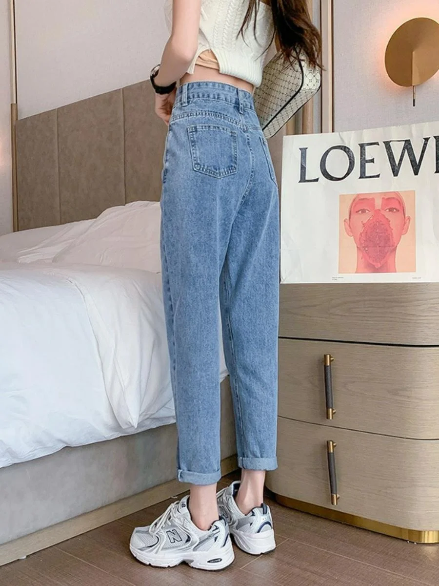 Весенне-летние джинсы для папы с высокой талией, женские свободные прямые брюки для похудения Харлан-морковка, длина с девятью точками, прямой крой
Весенне-летние джинсы для папы с высокой талией, женские свободные прямые брюки для похудения Харлан-морковка, длина с девятью точками, прямой крой